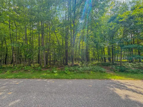 9385 Clubhouse Drive W