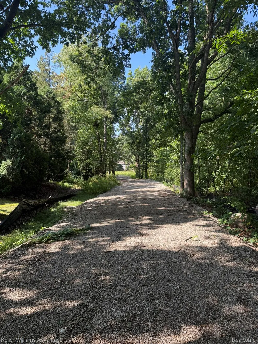 10493 Spring Grove Brighton City, MI 48114