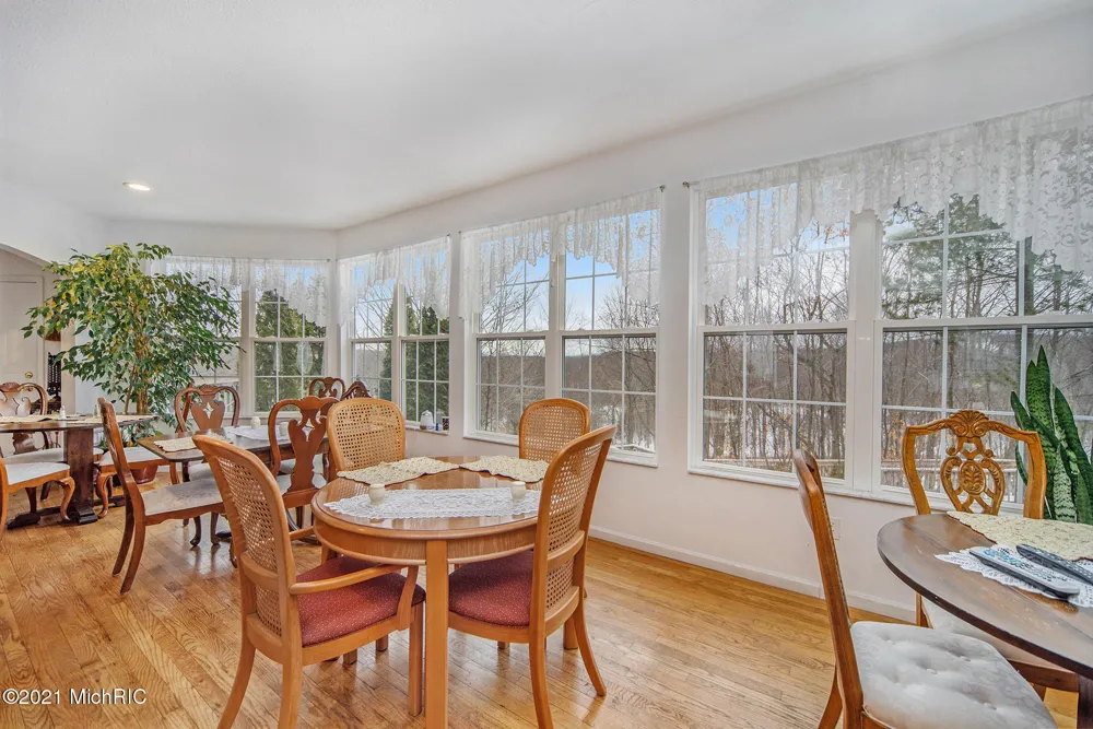 6767 Pleasantview Road Harbor Springs City, MI 49740