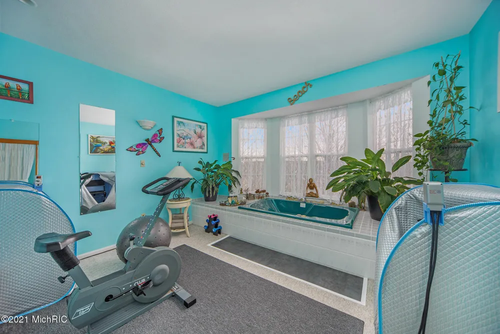 6767 Pleasantview Road Harbor Springs City, MI 49740