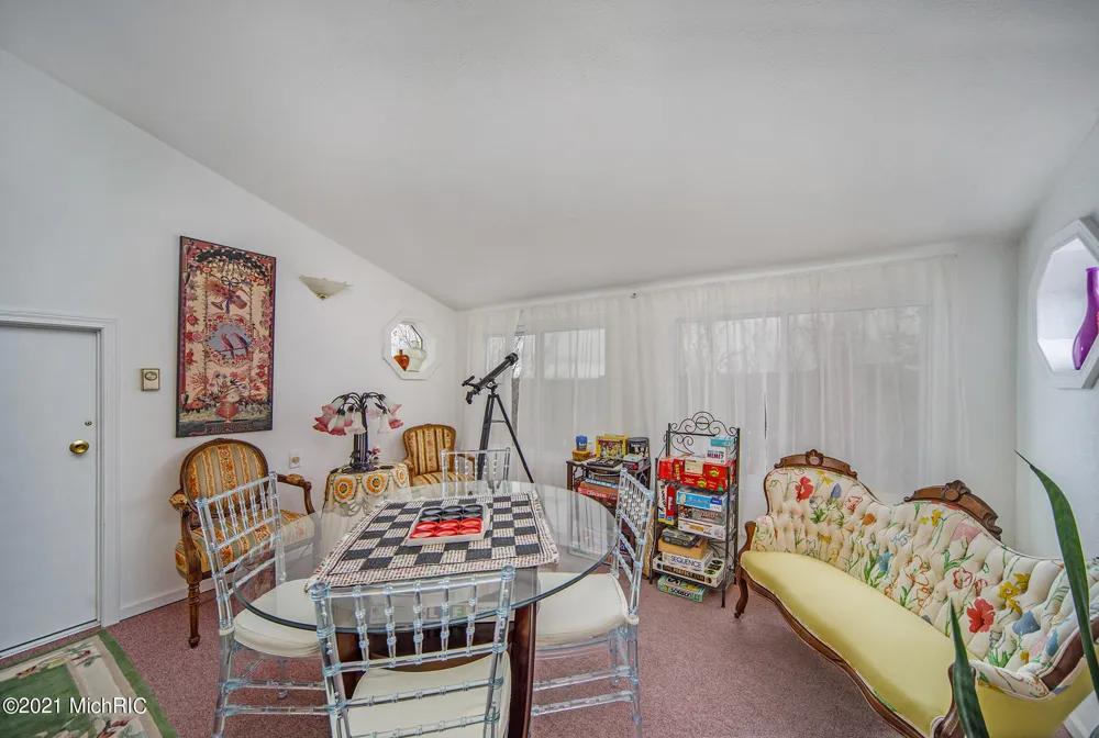 6767 Pleasantview Road Harbor Springs City, MI 49740