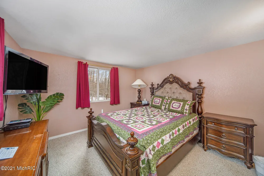 6767 Pleasantview Road Harbor Springs City, MI 49740