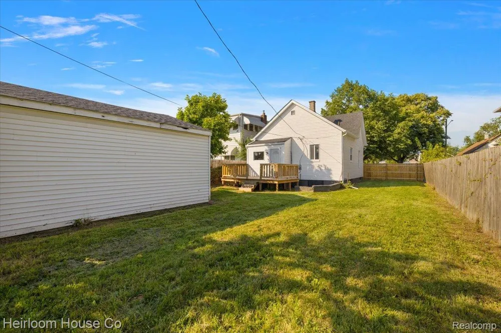 78 Batavia Street River Rouge City, MI 48218