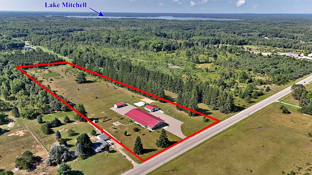 6576 E 34 ROAD Haring Charter Township, MI 49601