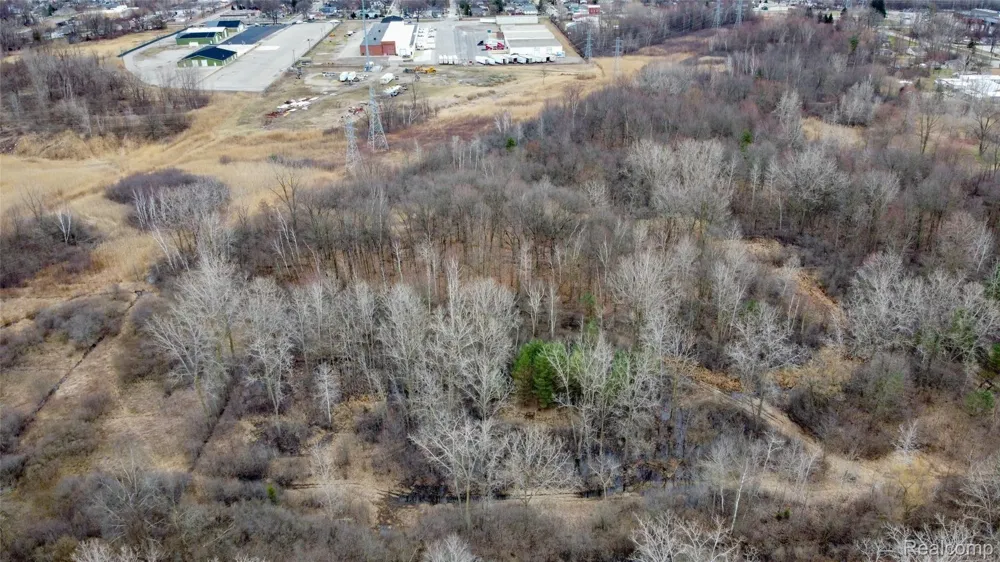 39TH STREET Port Huron Charter Township, MI 48060