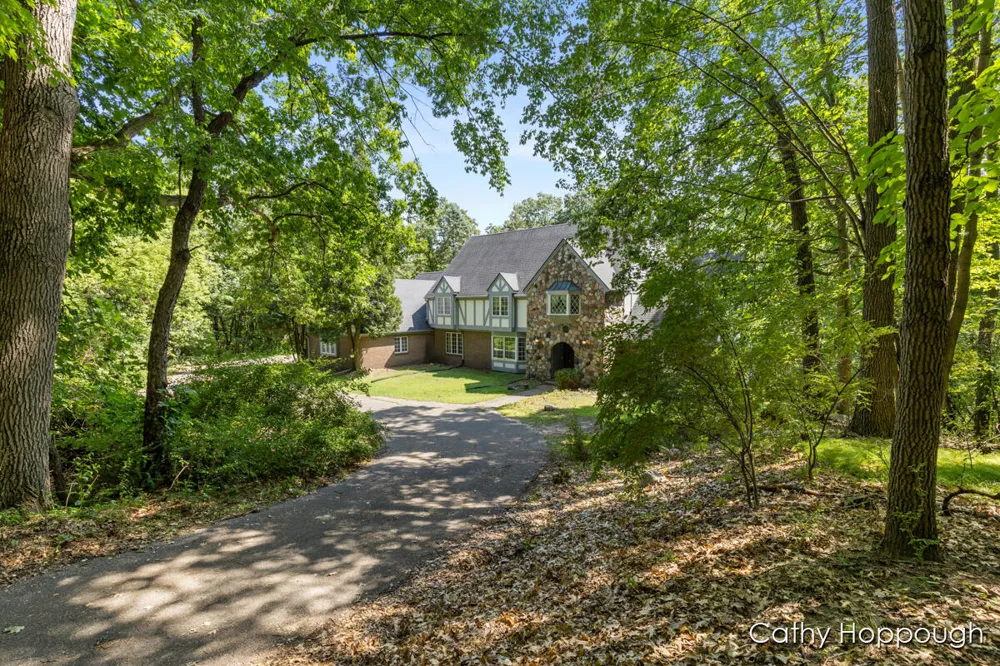 735 Prairie Creek Road Ionia Township, MI 48846