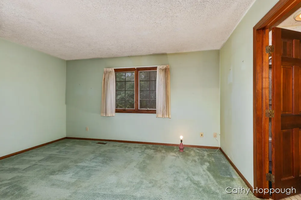 735 Prairie Creek Road Ionia Township, MI 48846