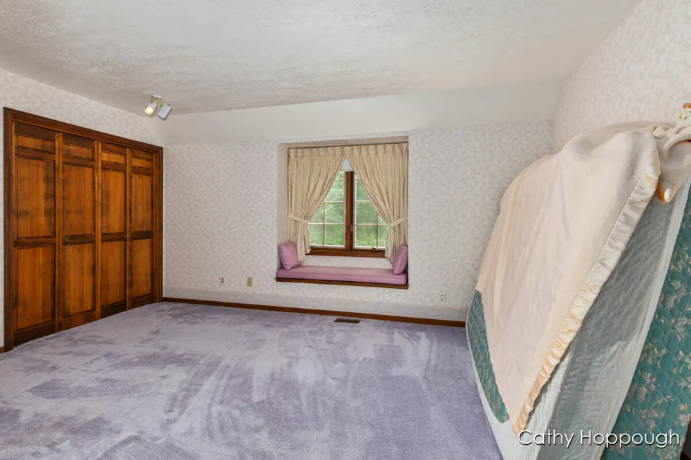 735 Prairie Creek Road Ionia Township, MI 48846