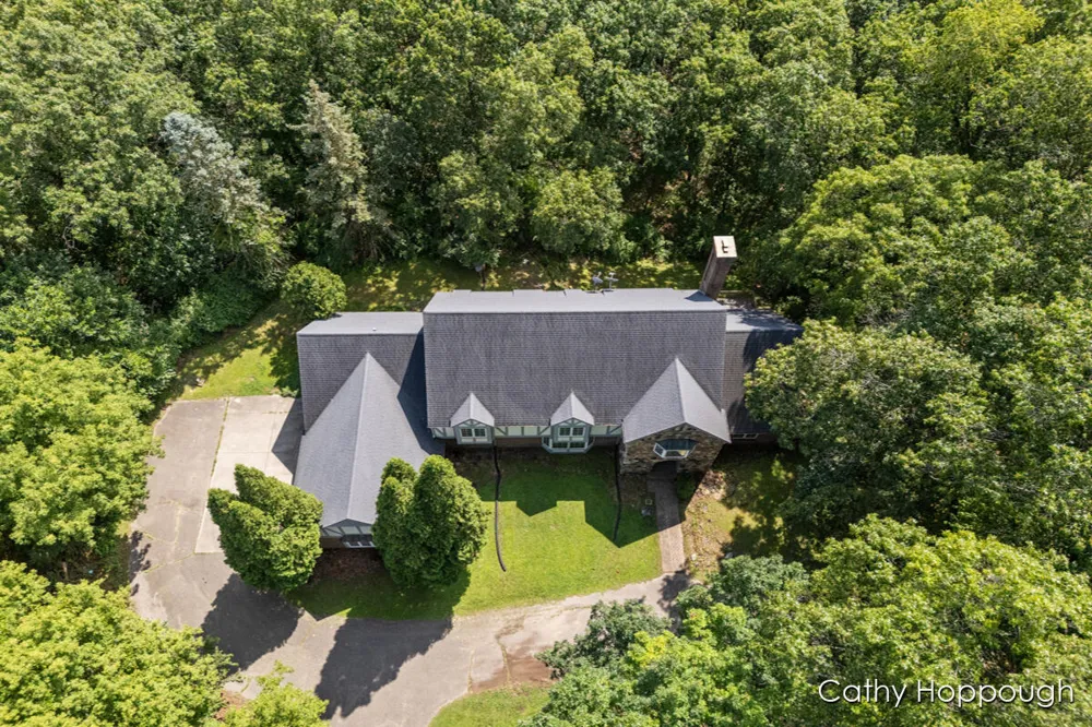 735 Prairie Creek Road Ionia Township, MI 48846