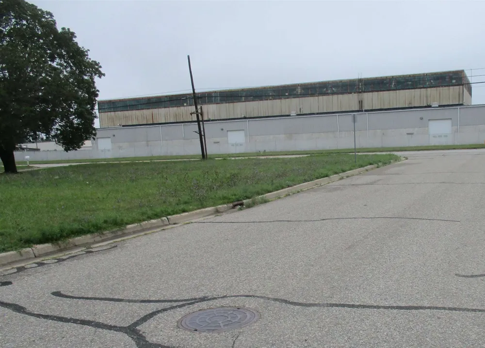 1532 E Superior Street Alma City, MI 48801