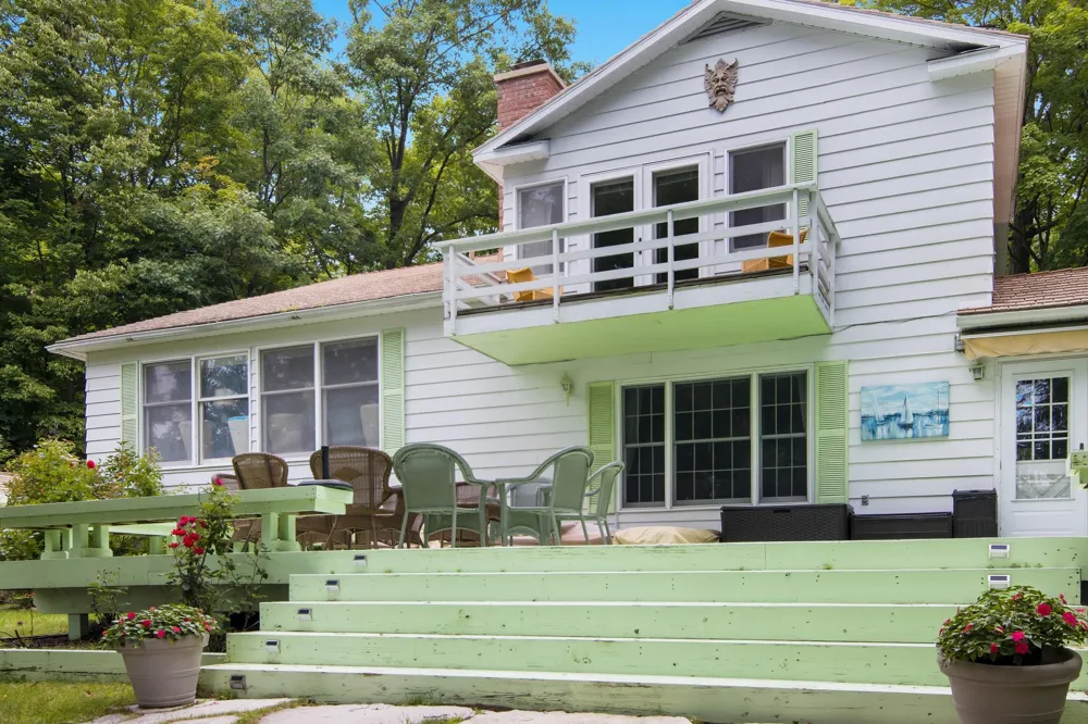 5658 S East Torch Lake Drive Forest Home Township, MI 49615