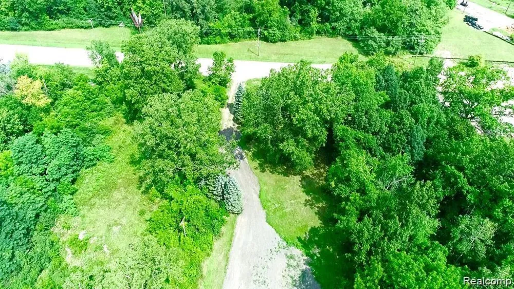 Ecorse Road Romulus City, MI 48174