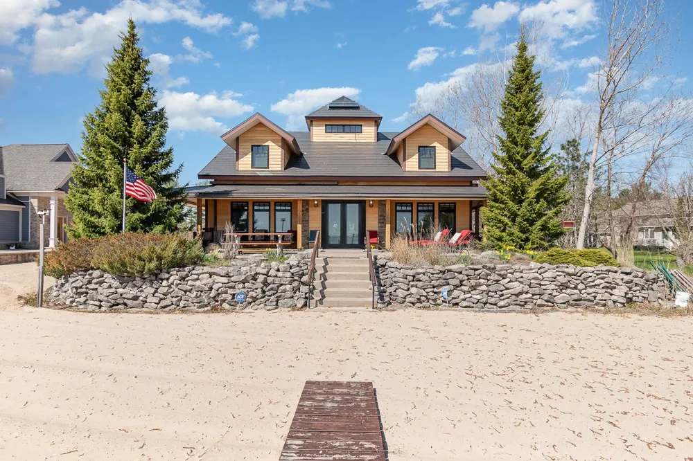 891 S State Street Au Sable Charter Township, MI 48750