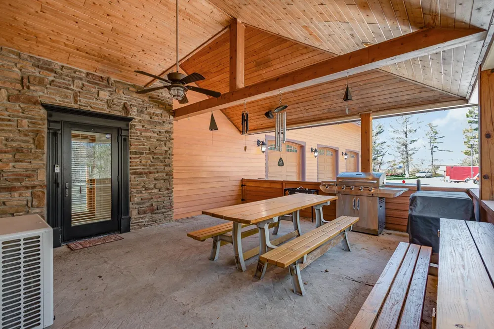 891 S State Street Au Sable Charter Township, MI 48750