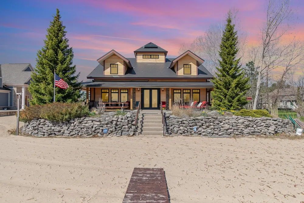 891 S State Street Au Sable Charter Township, MI 48750