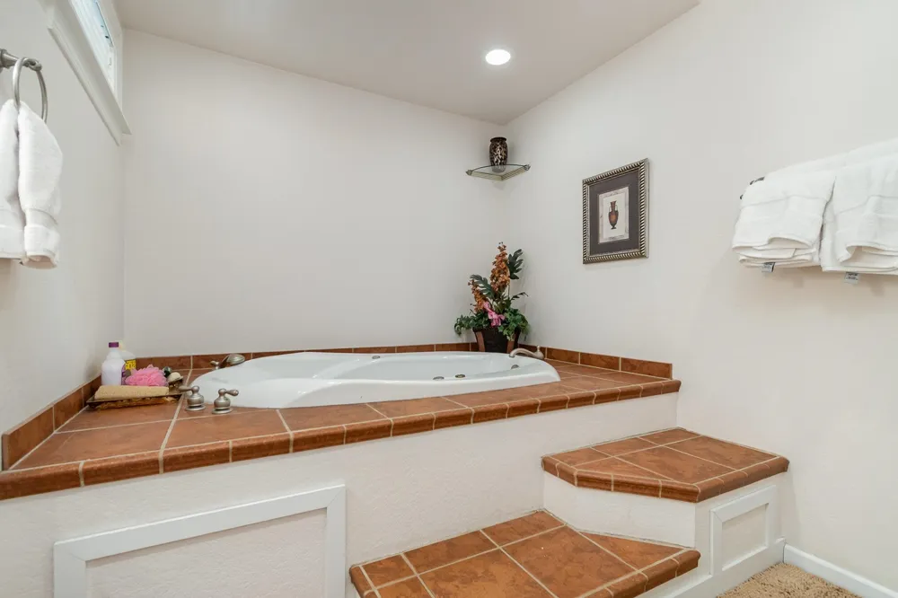 891 S State Street Au Sable Charter Township, MI 48750