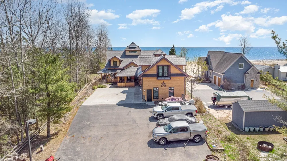 891 S State Street Au Sable Charter Township, MI 48750