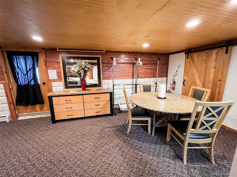 599 Westpointe Court Lake Orion Village, MI 48362