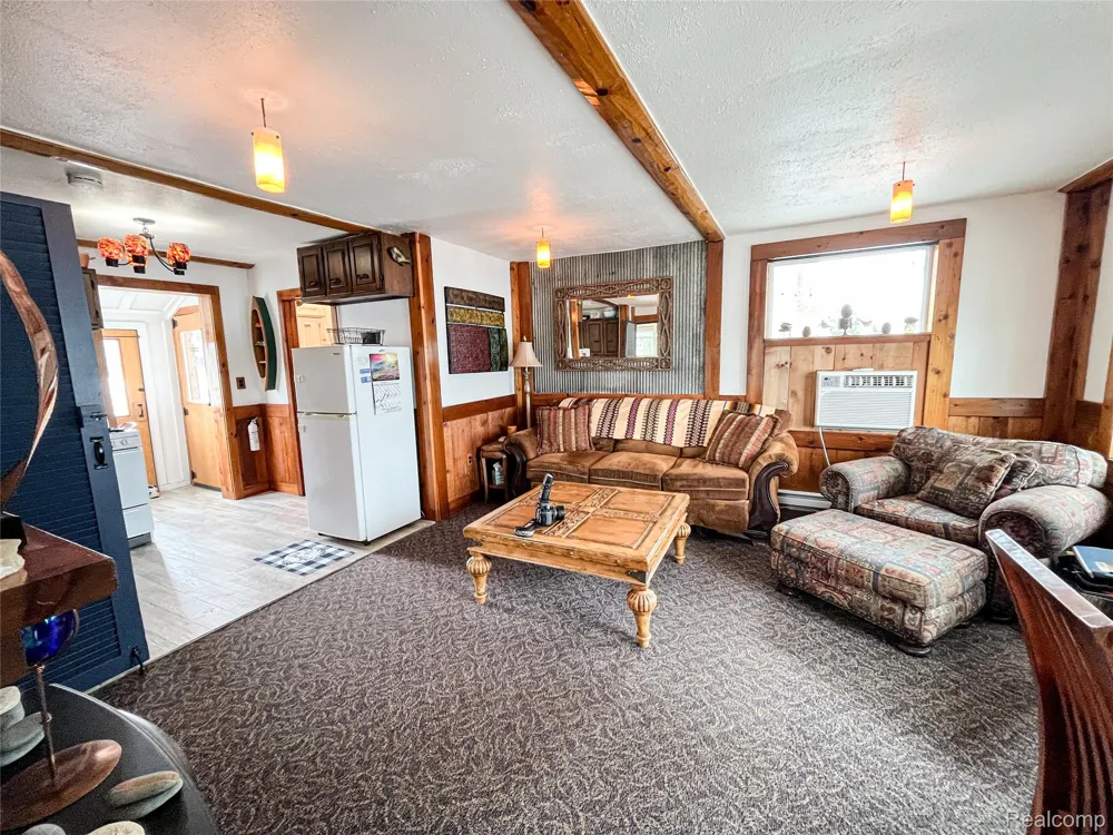 599 Westpointe Court Lake Orion Village, MI 48362