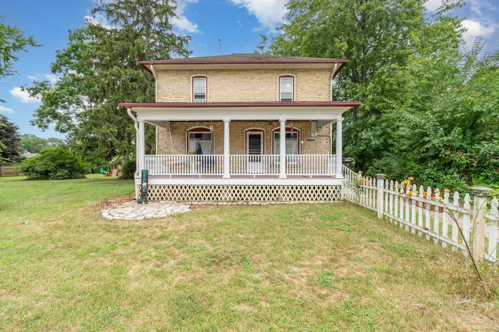 1926 E Broadway Street Mt Pleasant City, MI 48858