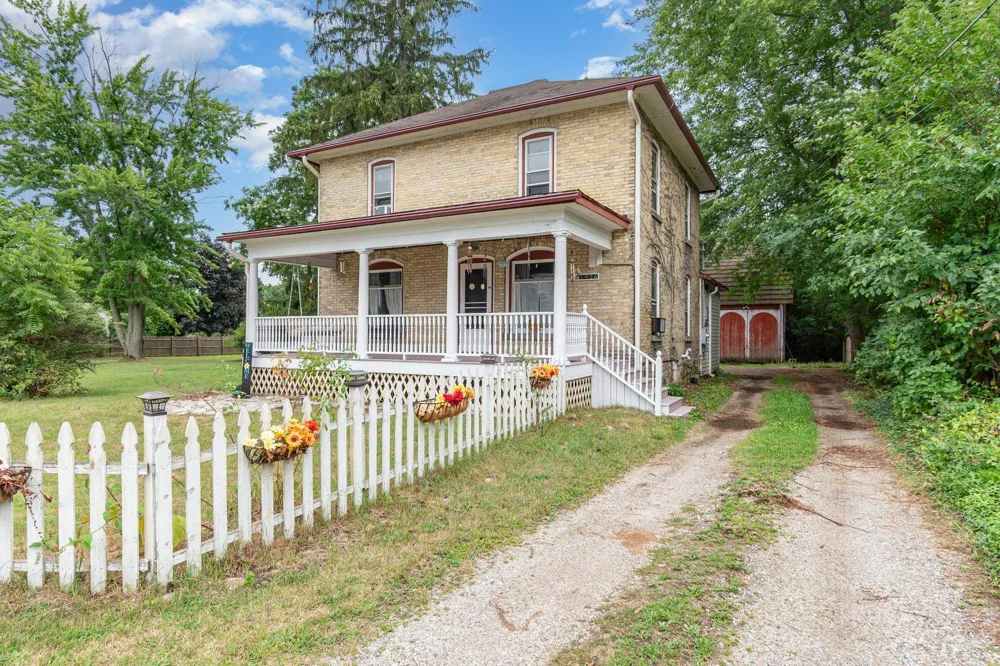 1926 E Broadway Street Mt Pleasant City, MI 48858