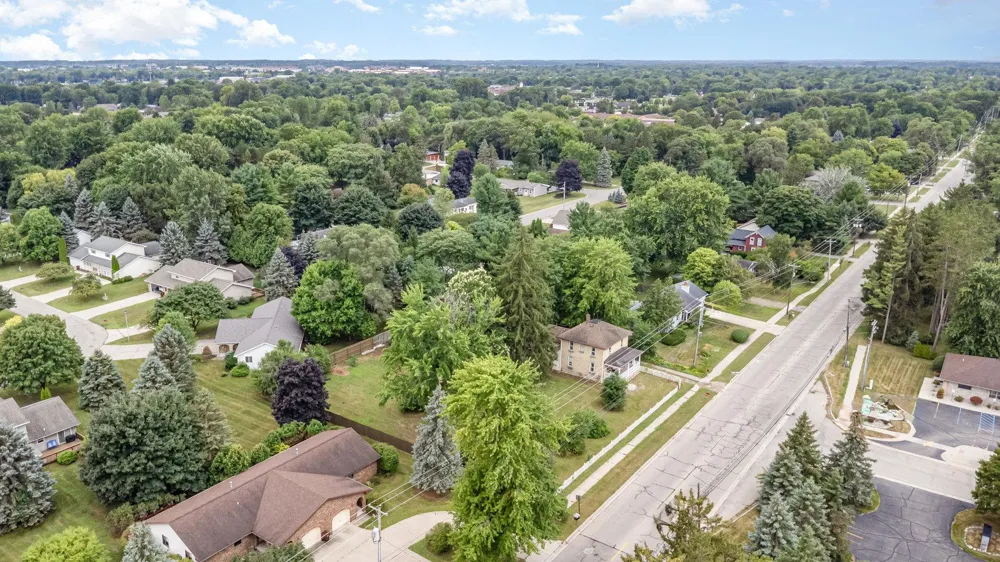 1926 E Broadway Street Mt Pleasant City, MI 48858