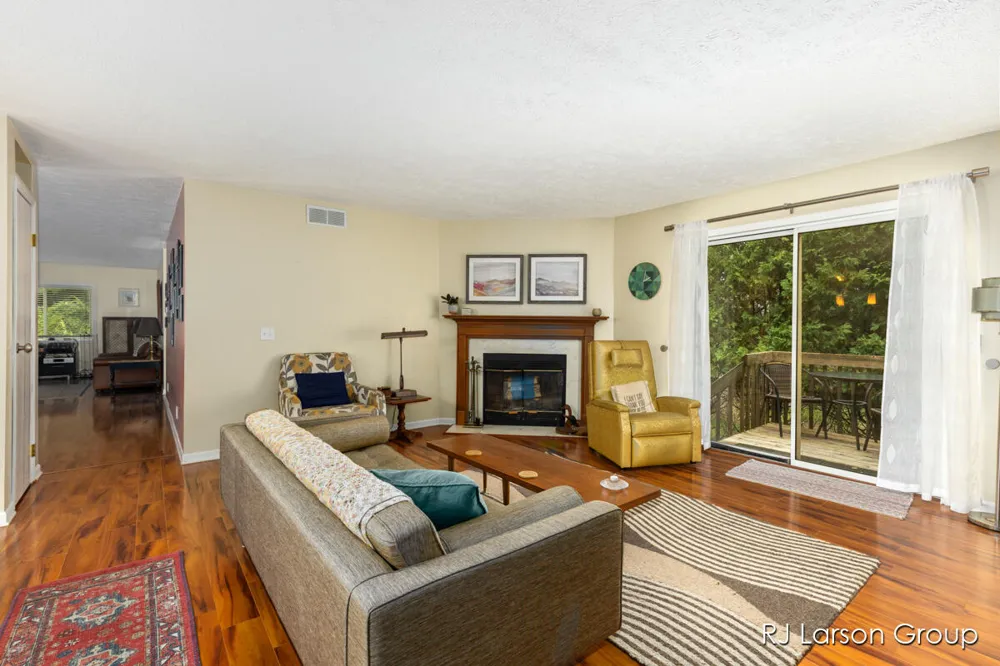 1007 Orchard Avenue Casco Township, MI 49090