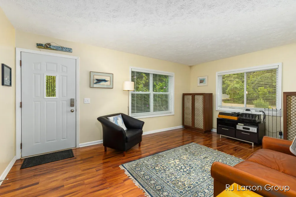 1007 Orchard Avenue Casco Township, MI 49090