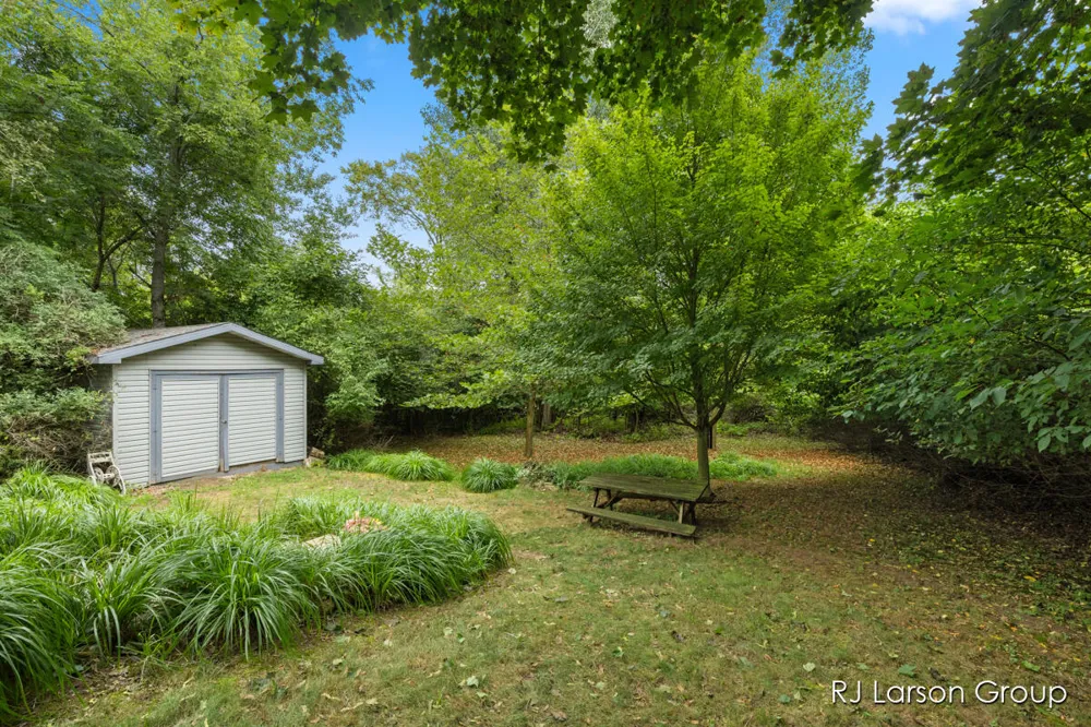 1007 Orchard Avenue Casco Township, MI 49090