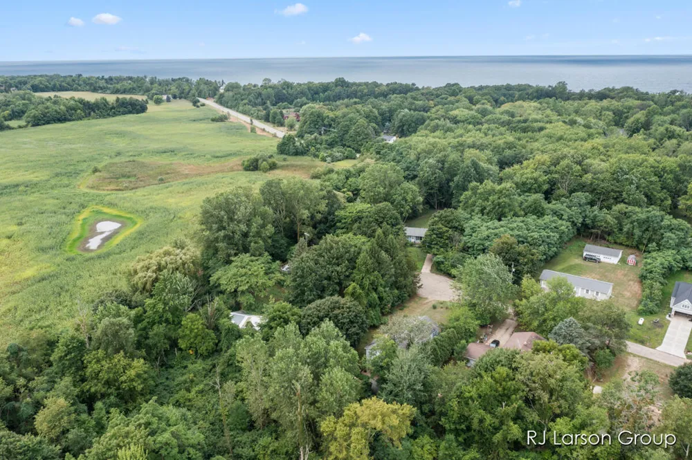 1007 Orchard Avenue Casco Township, MI 49090