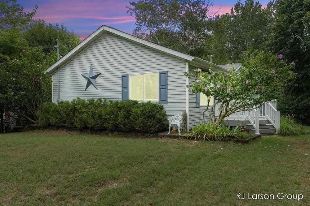 1007 Orchard Avenue Casco Township, MI 49090