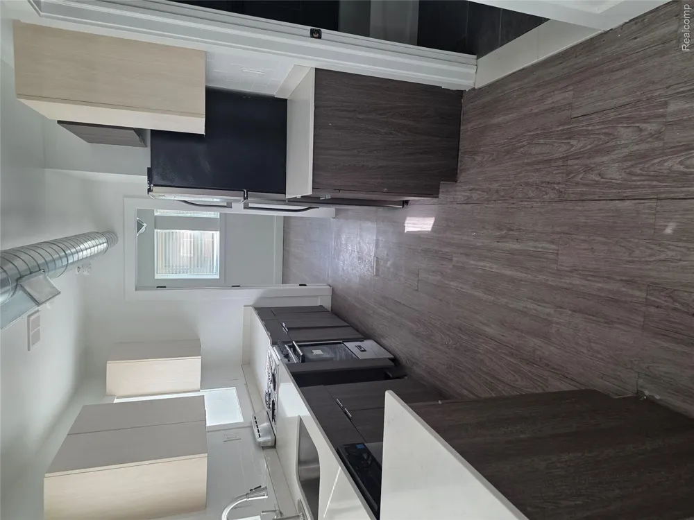 1533 Ash Street #B1 Detroit City, MI 48208
