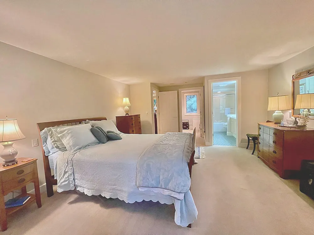 8050 Wilderness Trail NE Ada Township, MI 49301