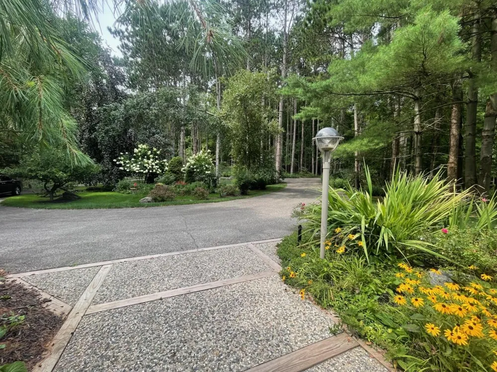 8050 Wilderness Trail NE Ada Township, MI 49301