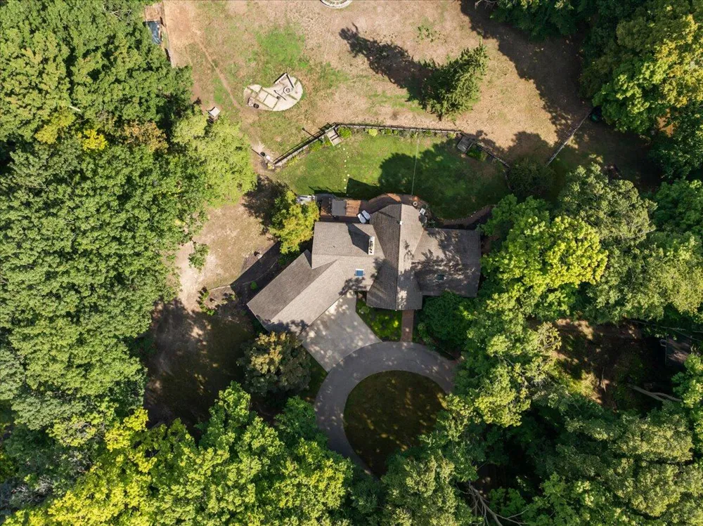955 Kenwood Drive Holland City, MI 49423