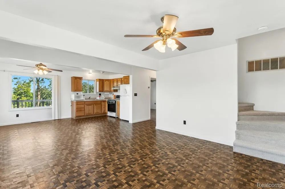 9720 E KELLYVILLE ROAD Briley Township, MI 49709