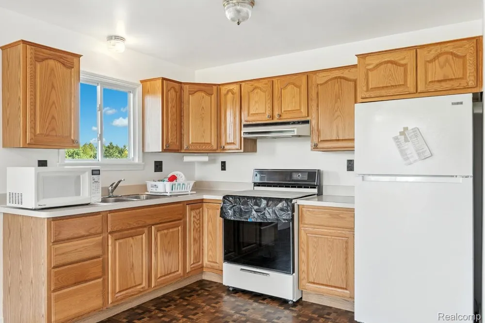 9720 E KELLYVILLE ROAD Briley Township, MI 49709