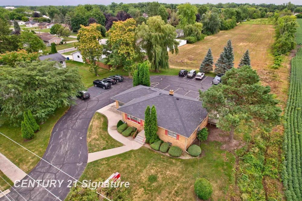 3741 Tittabawassee Road Saginaw Charter Township, MI 48604