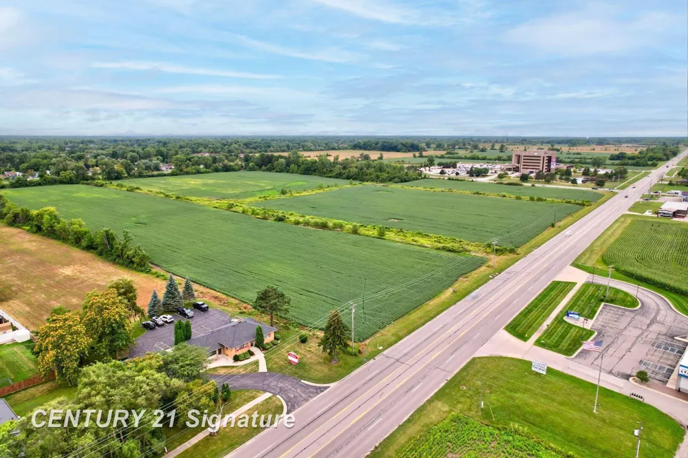 3741 Tittabawassee Road Saginaw Charter Township, MI 48604