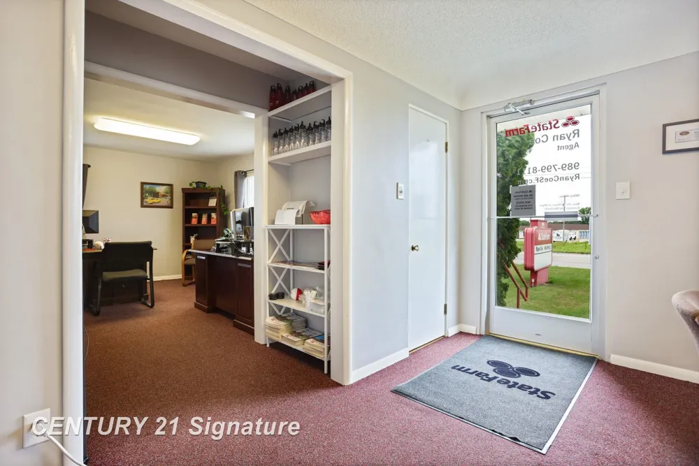 3741 Tittabawassee Road Saginaw Charter Township, MI 48604