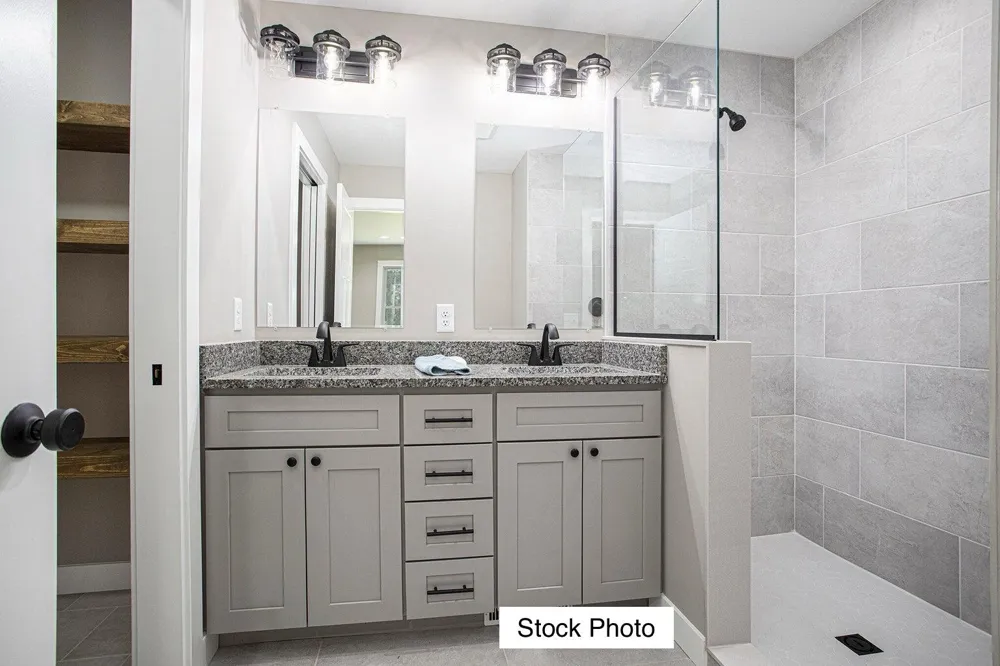 9209 Kellie Lane Richland Village, MI 49083