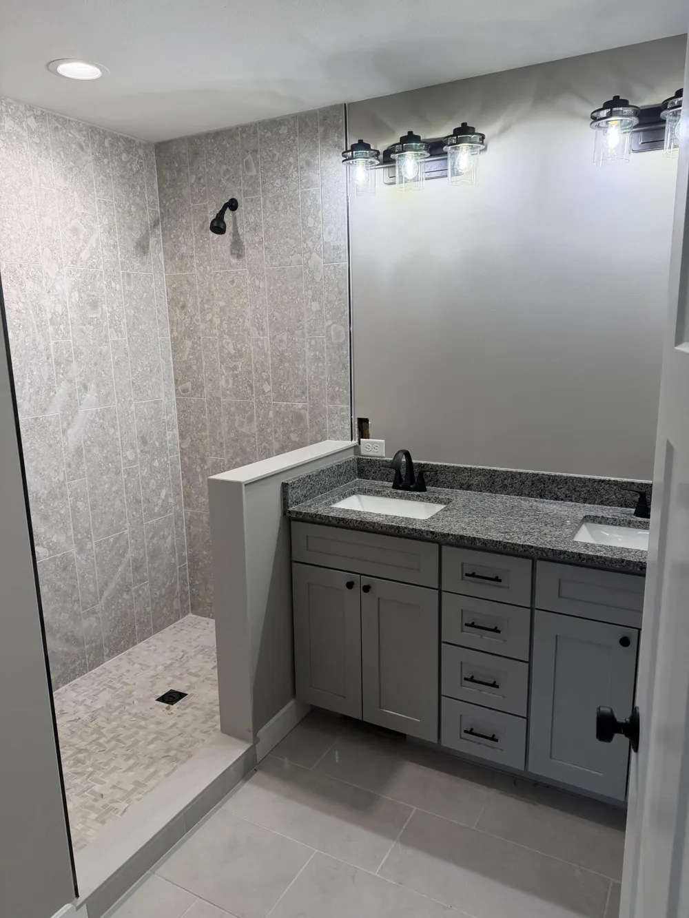 9209 Kellie Lane Richland Village, MI 49083