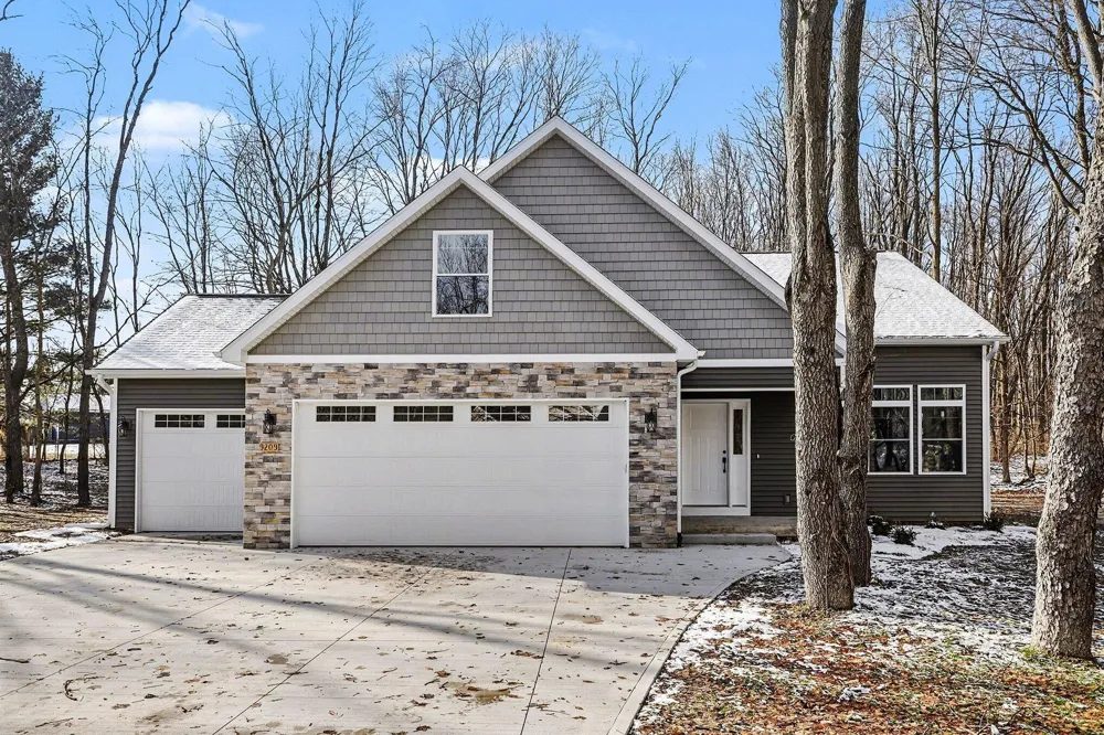 9209 Kellie Lane Richland Village, MI 49083