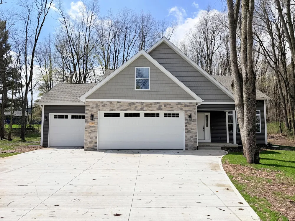 9209 Kellie Lane Richland Village, MI 49083