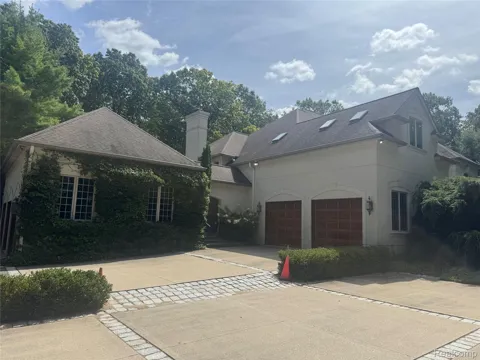12240 Woodline Drive
