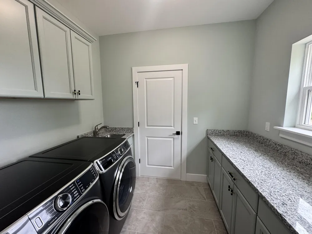 9931 White Tail Drive York Charter Township, MI 48176