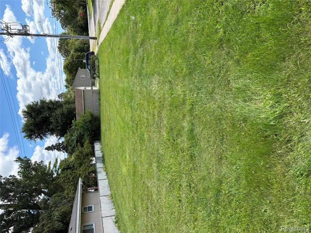 15802 Beech Daly Road Redford Charter Township, MI 48239