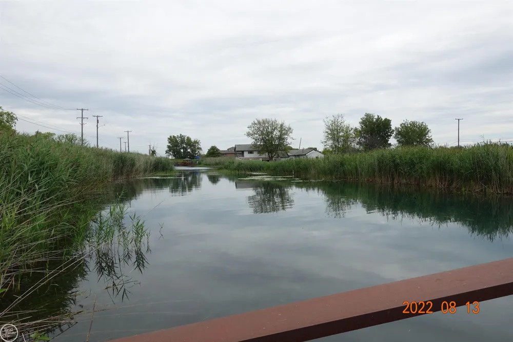 9446 S CHANNEL STREET Clay Township, MI 48028