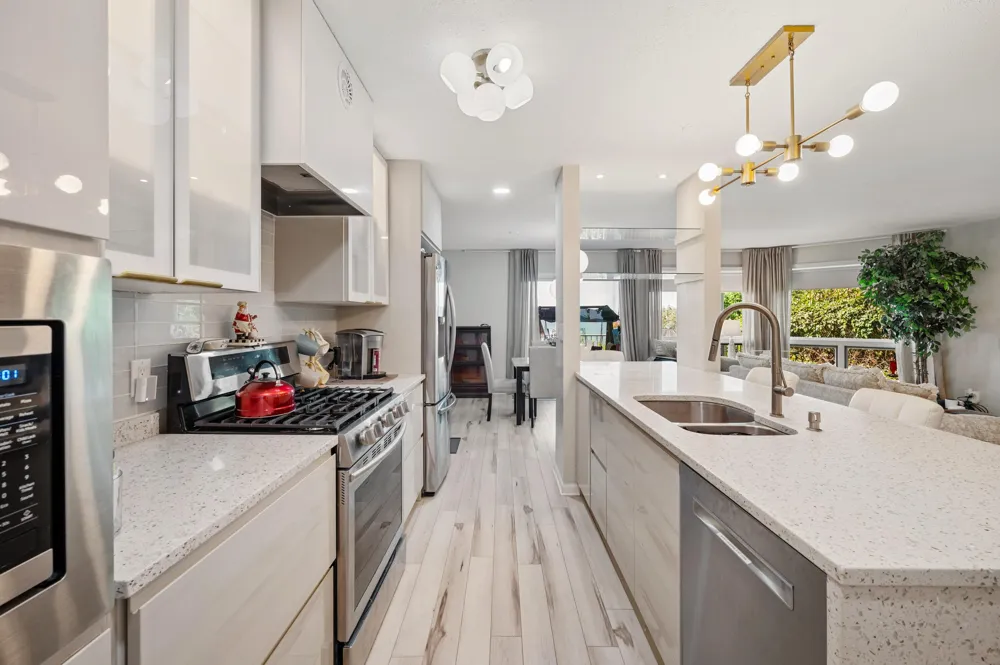 1802 Lakeshore Drive #6 St Joseph City, MI 49085