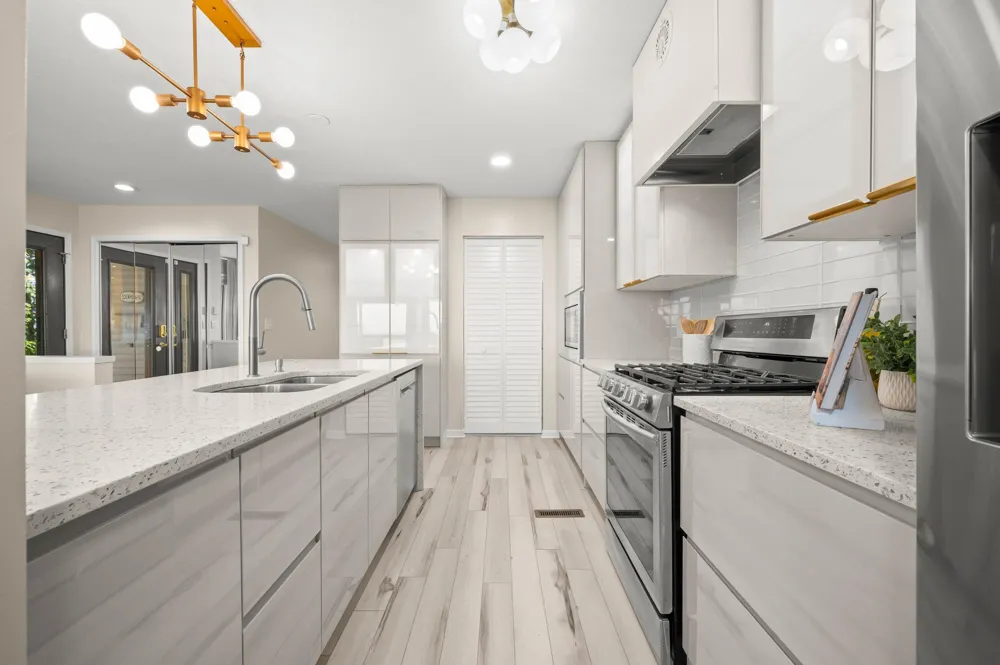 1802 Lakeshore Drive #6 St Joseph City, MI 49085